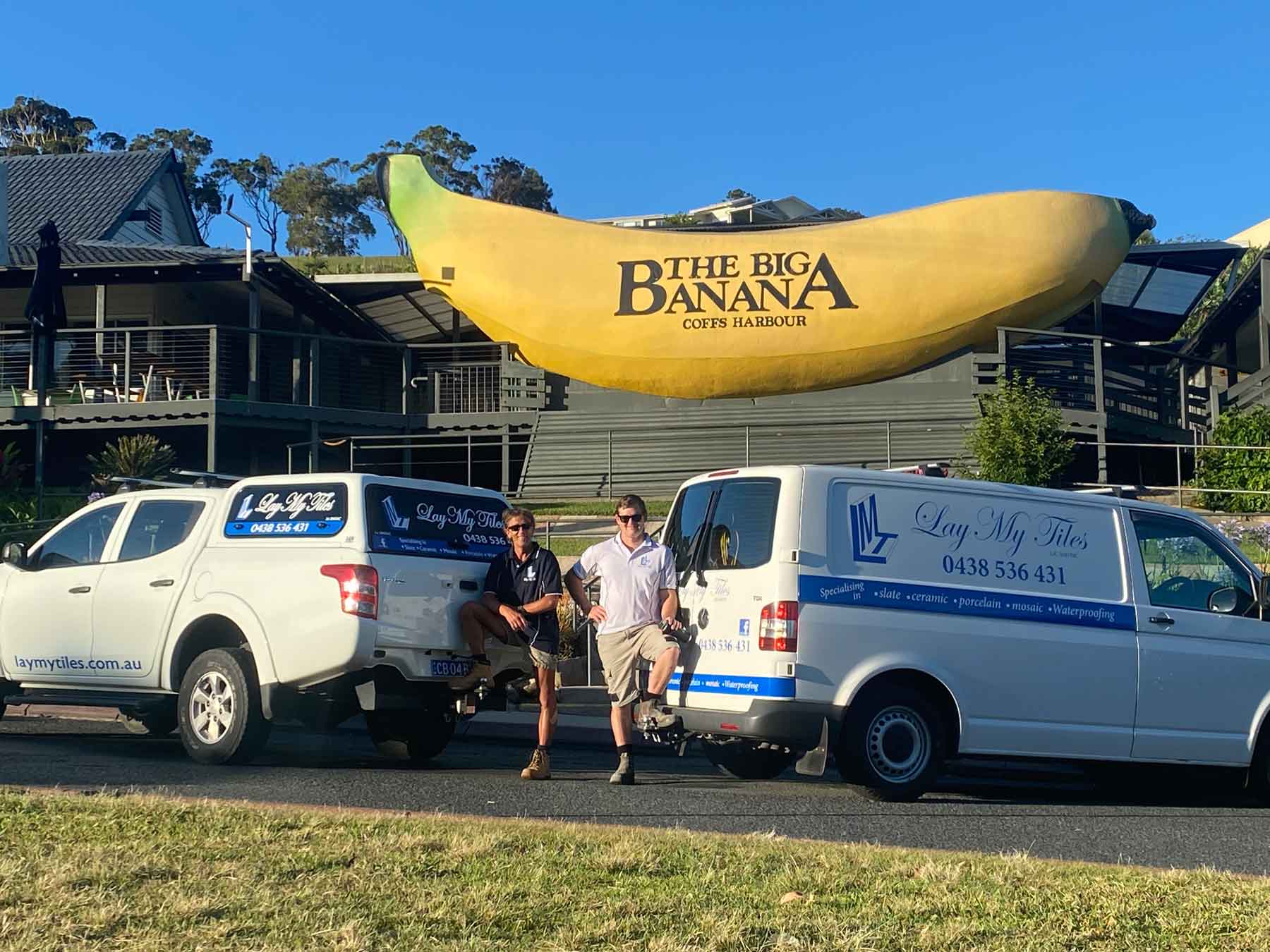 Lay My Tiles team with branded vehicles at The Big Banana, Coffs Harbour